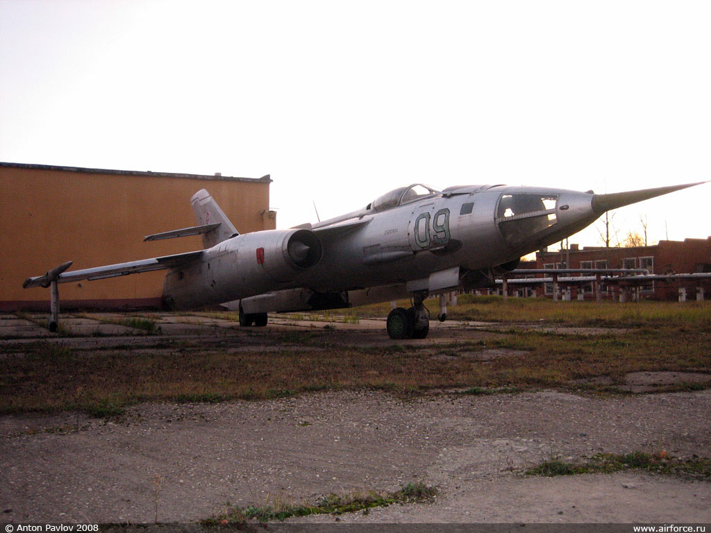 Як-28
