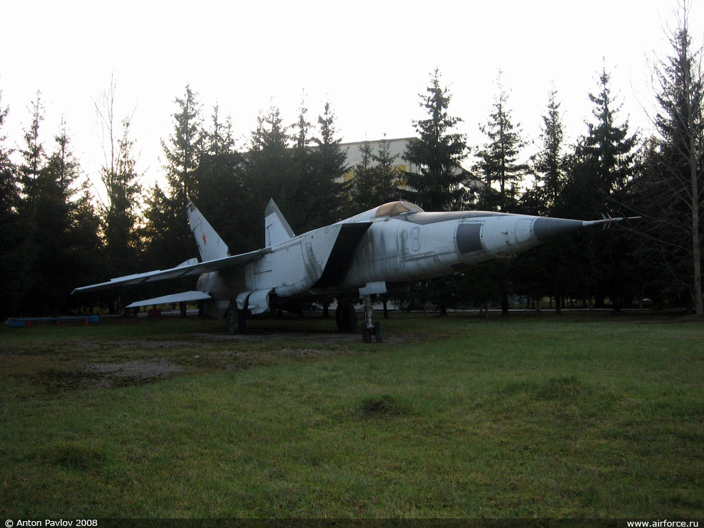 МиГ-25РБ