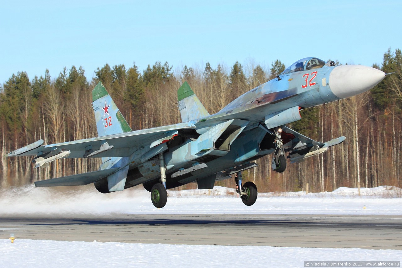 http://www.airforce.ru/content/attachments/51543-48665d1366407089-v_dmitrenko_ladoga-2013_55.jpg