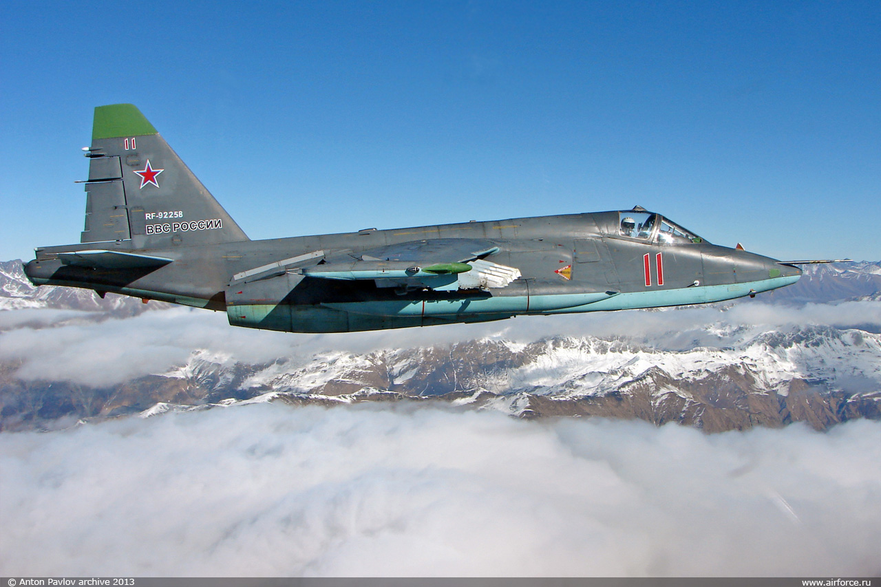 52095d1388395131-a_pavlov_su-25_11_1280.jpg