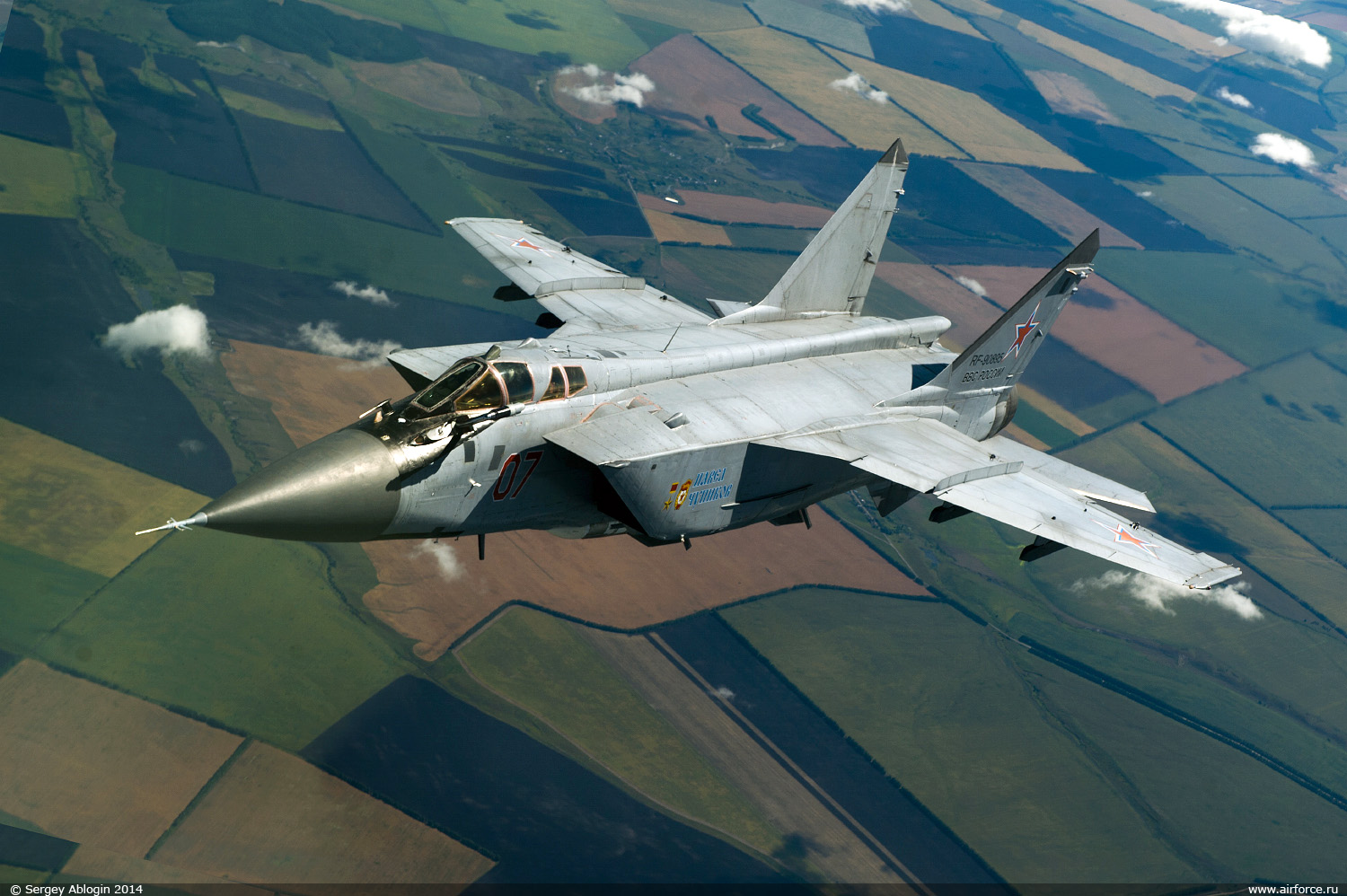 57106d1409771474-s_ablogin_mig-31bm_07_1500.jpg