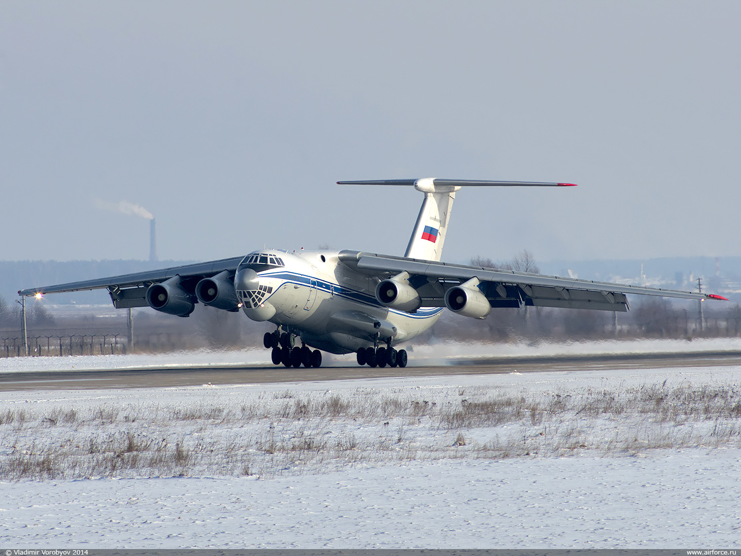 http://www.airforce.ru/content/attachments/59307-v_vorobyov_il-76td_rf-76325_1500.jpg