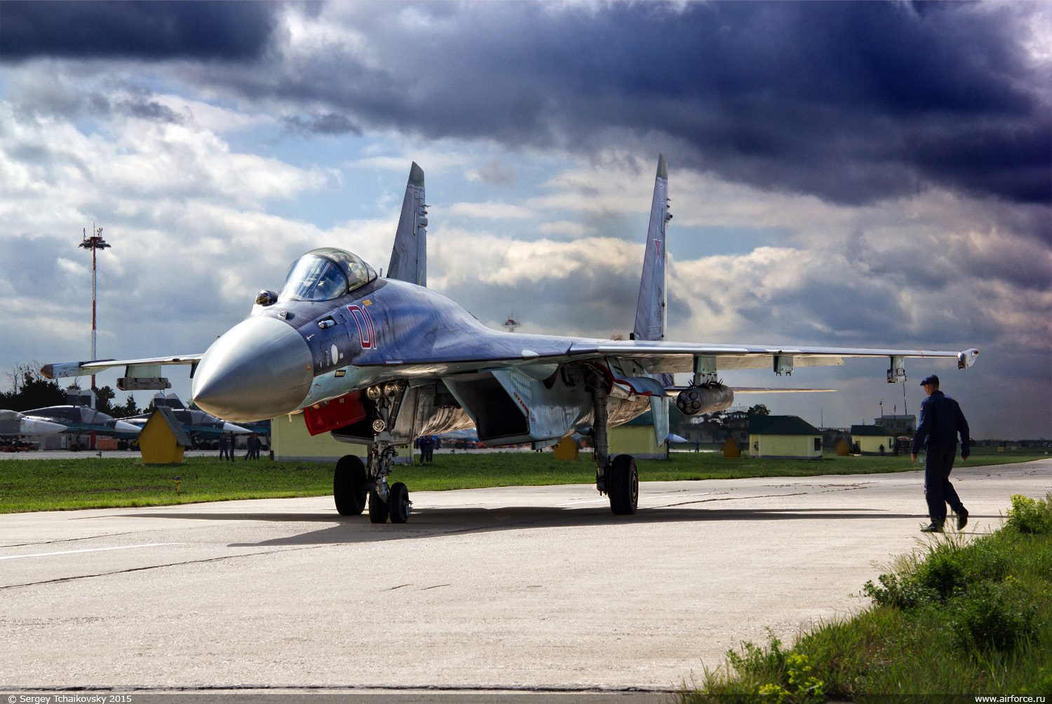 64547d1433710475-s_tchaikovsky_su-35s_01_1500.jpg