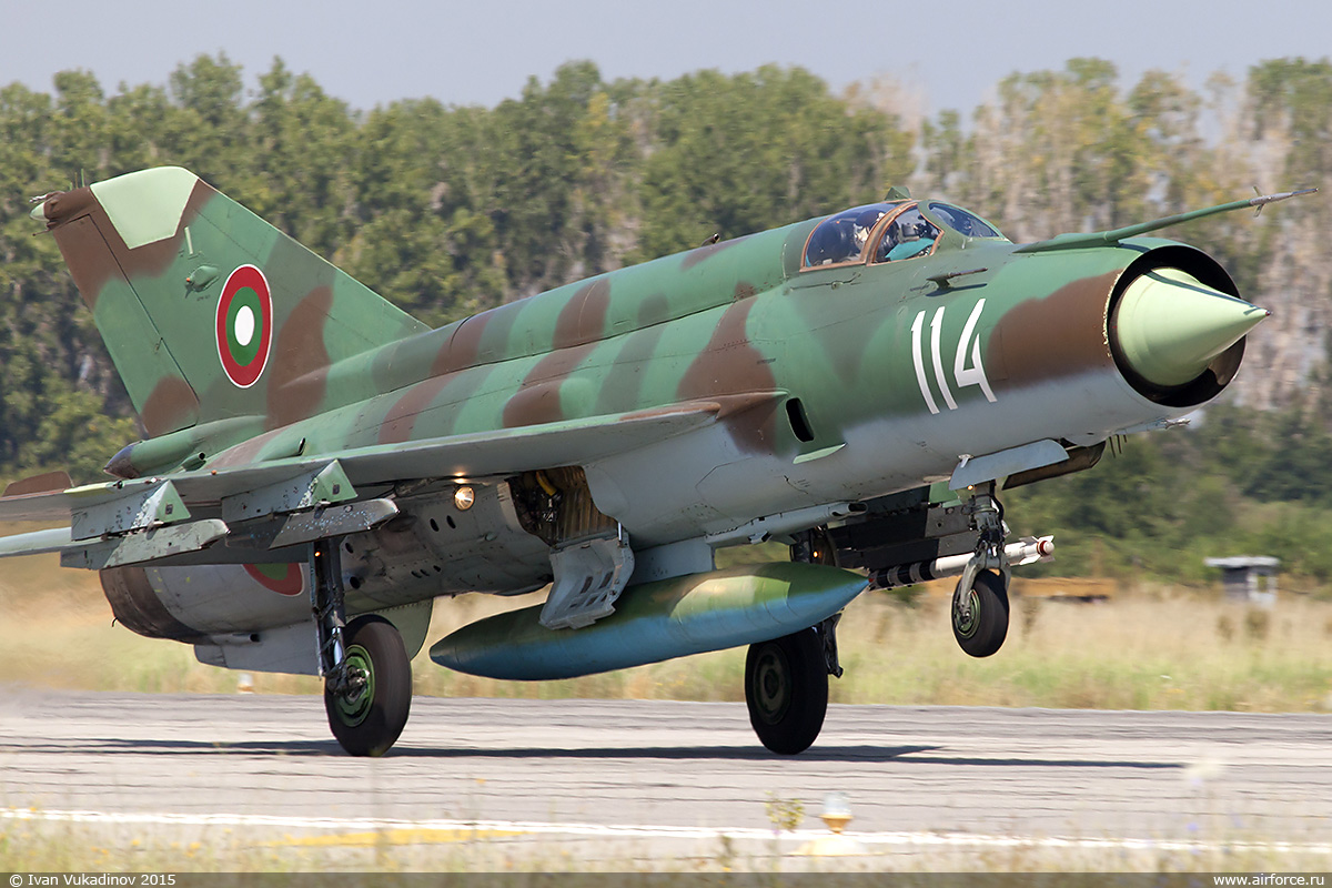 65595d1438120711-i_vukadinov_mig-21bis_114_2_1200.jpg