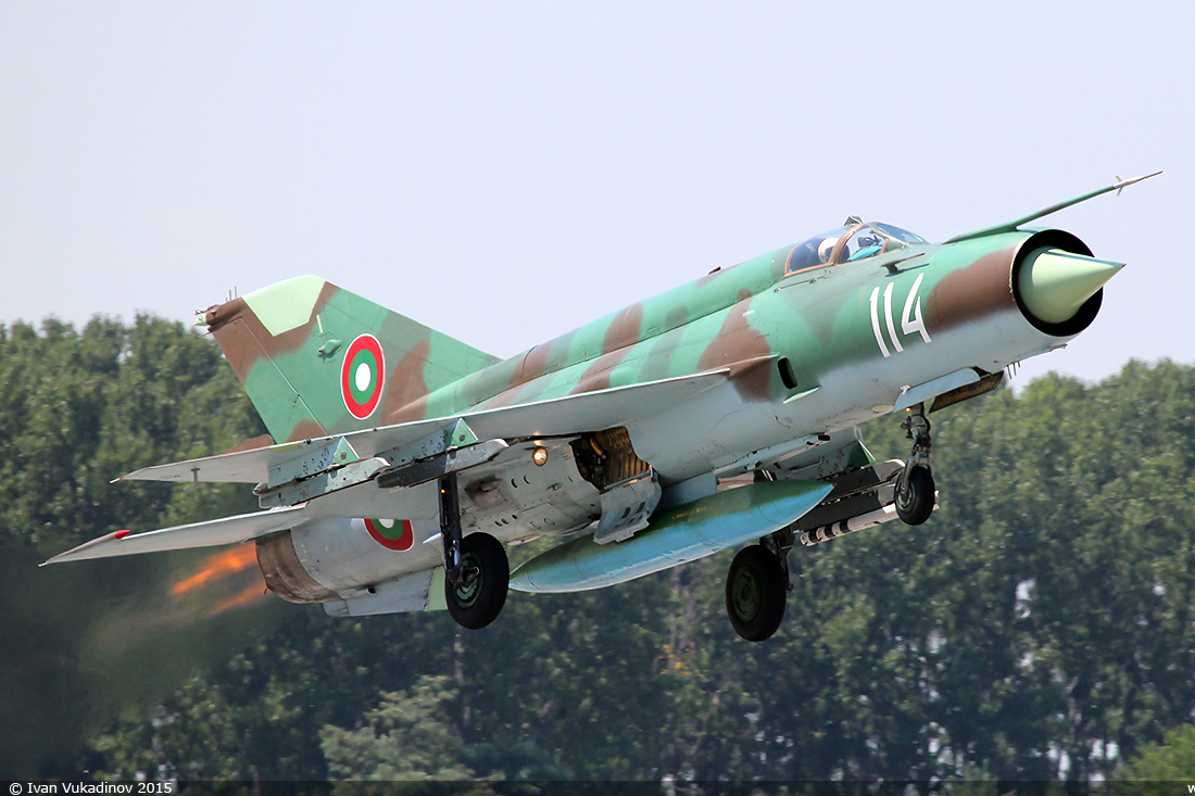 65596d1438120711-i_vukadinov_mig-21bis_114_1200.jpg