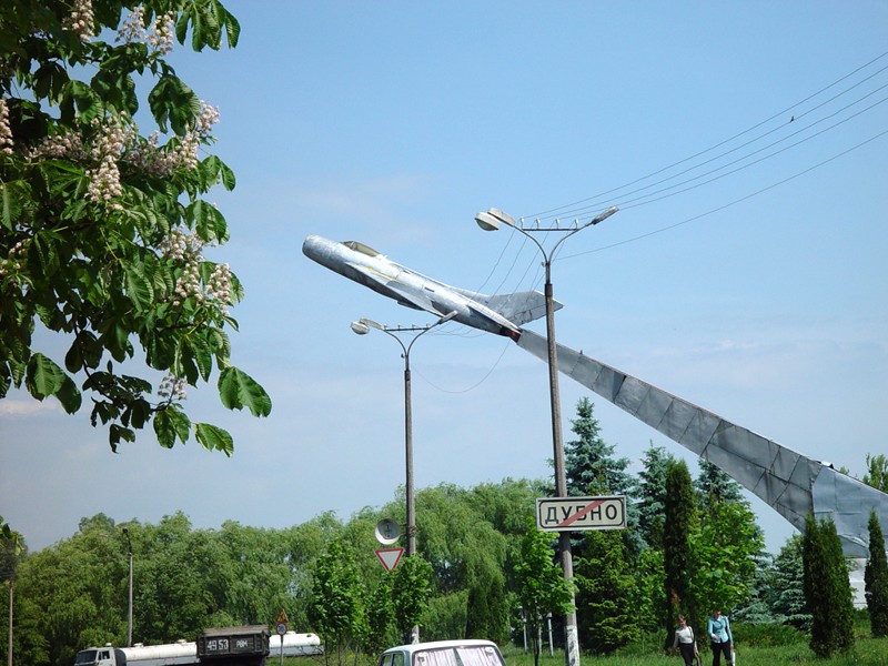 MiG-19 na tangi kod skretanja za Dubno