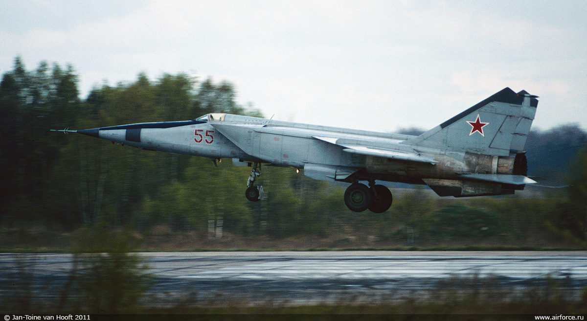 МиГ-25РБ