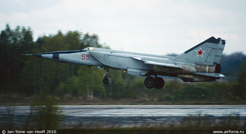 МиГ-25РБ